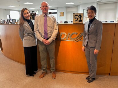Mr. Michael Polan（Director, International Recruitment）とMs. Ai Yokoyama (Recruitment Manage, Japan)