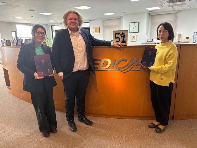 SBCのMr.Henry Woodhouseと弊社オフィスにて