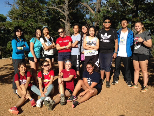 FVSのフィットネスクラブ（本人は前列の左端）