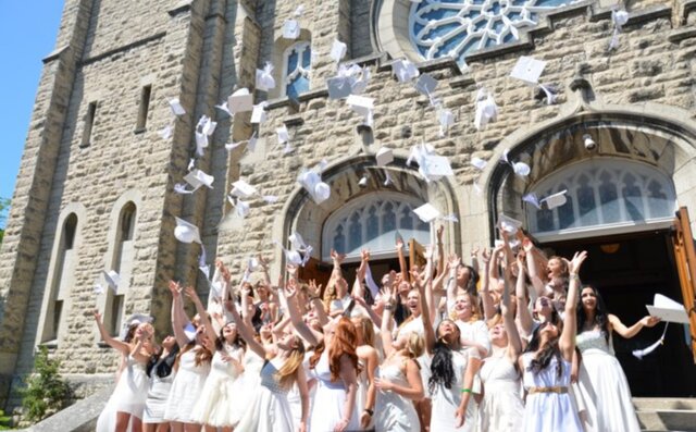 Balmoral Hall Schoolの卒業式